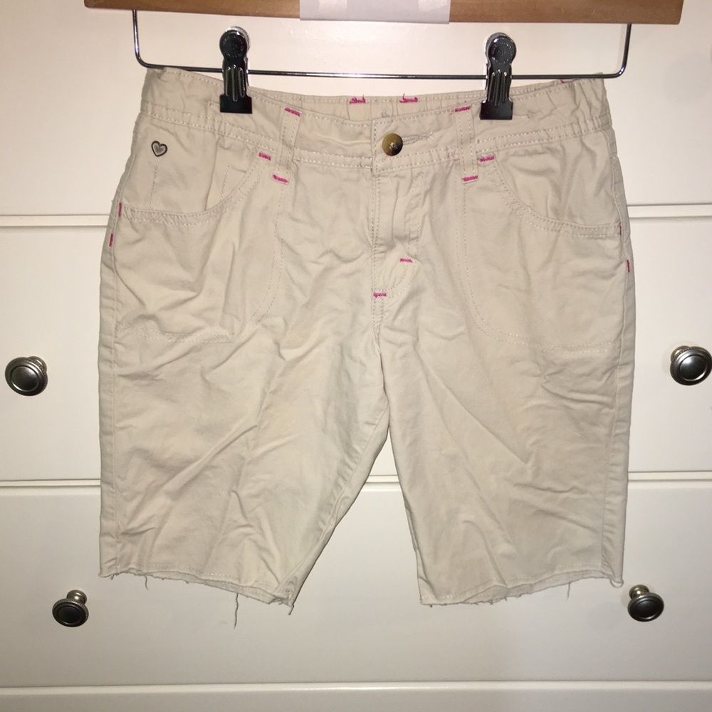 Cute girl’s twill khaki shorts